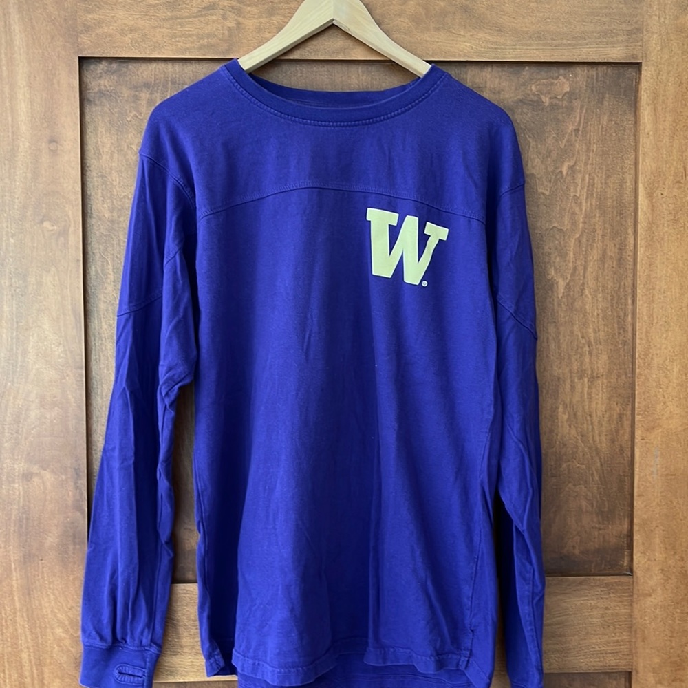 Washington Huskies long sleeve